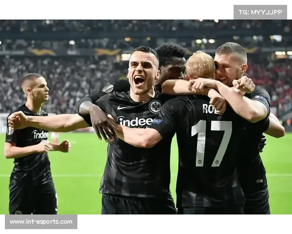 法兰克福新帅雷纳迎执教首秀，客场挑战柏林联合